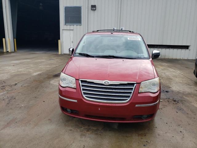 2A8HR64X68R717970 - 2008 CHRYSLER TOWN & COU LIMITED MAROON photo 5