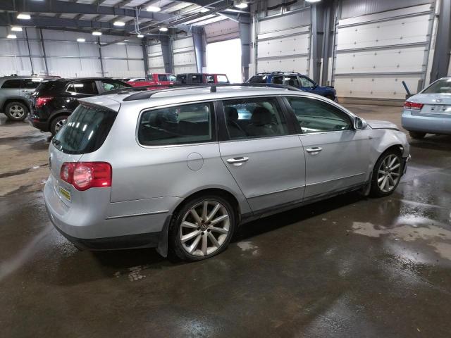 WVWRU73C38E124725 - 2008 VOLKSWAGEN PASSAT WAGON VR6 4MOTION SILVER photo 3