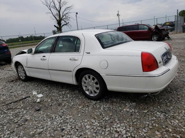 2LNBL8CV5BX761158 - 2011 LINCOLN TOWN CAR SIGNATURE LIMITED WHITE photo 2