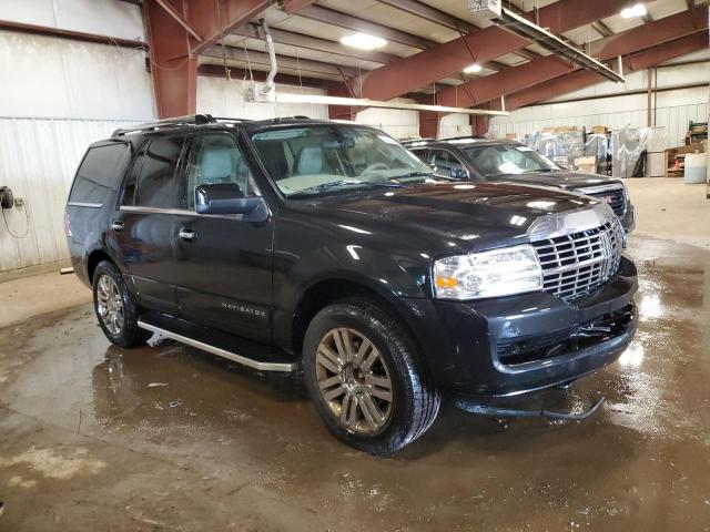 5LMJJ2J52AEJ01982 - 2010 LINCOLN NAVIGATOR BLACK photo 4
