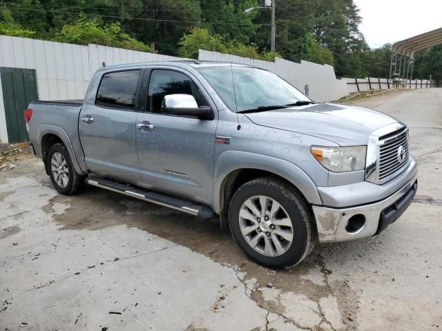 5TFFY5F15BX110276 - 2011 TOYOTA TUNDRA CREWMAX LIMITED SILVER photo 4