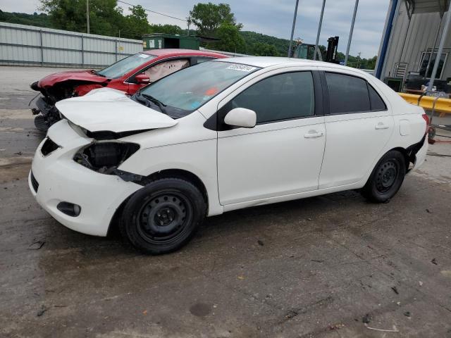 JTDBT903294042190 - 2009 TOYOTA YARIS WHITE photo 1