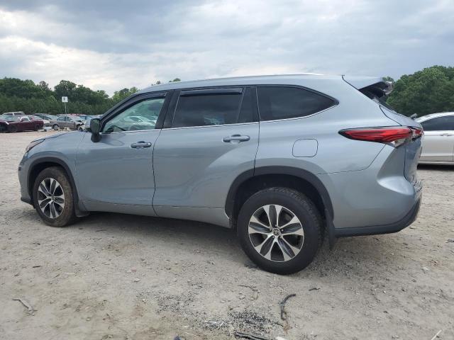 5TDGZRBH6MS057642 - 2021 TOYOTA HIGHLANDER XLE أزرق صورة 2