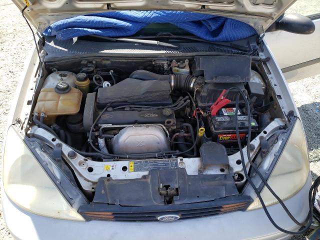 3FAFP3133YR132512 - 2000 FORD FOCUS ZX3 SILVER photo 11