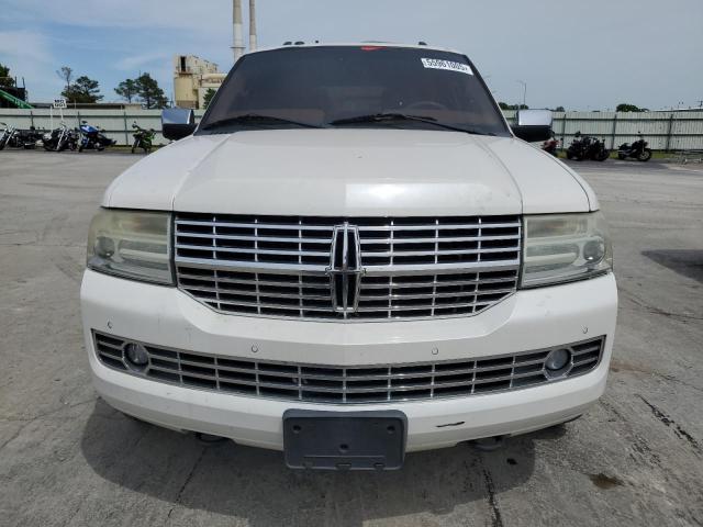 5LMJJ2H50DEL06355 - 2013 LINCOLN NAVIGATOR WHITE photo 5