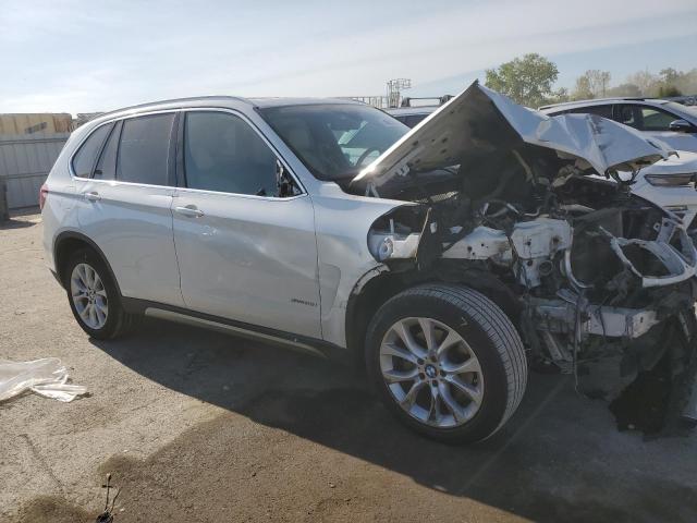 5UXKR0C55J0Y01626 - 2018 BMW X5 XDRIVE35I WHITE photo 4