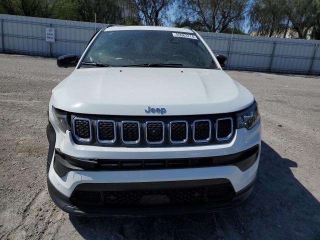 3C4NJDFN7PT573178 - 2023 JEEP COMPASS LATITUDE LUX WHITE photo 5