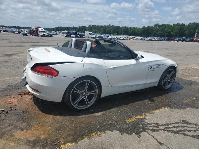 WBALL5C59G5A21046 - 2016 BMW Z4 SDRIVE28I WHITE photo 3