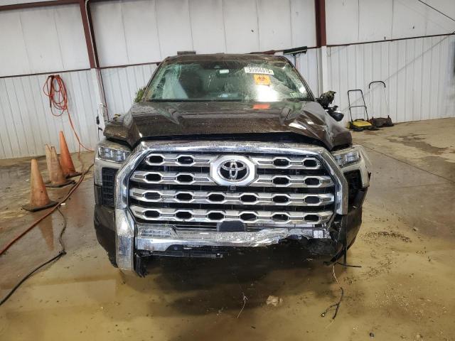5TFMA5EC8NX002740 - 2022 TOYOTA TUNDRA CREWMAX PLATINUM BROWN photo 5