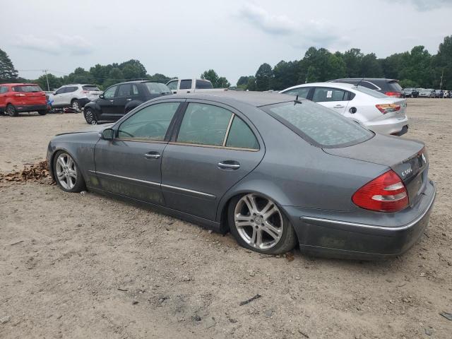 WDBUF70J55A744839 - 2005 MERCEDES-BENZ E-CLASS 500 GRAY photo 2