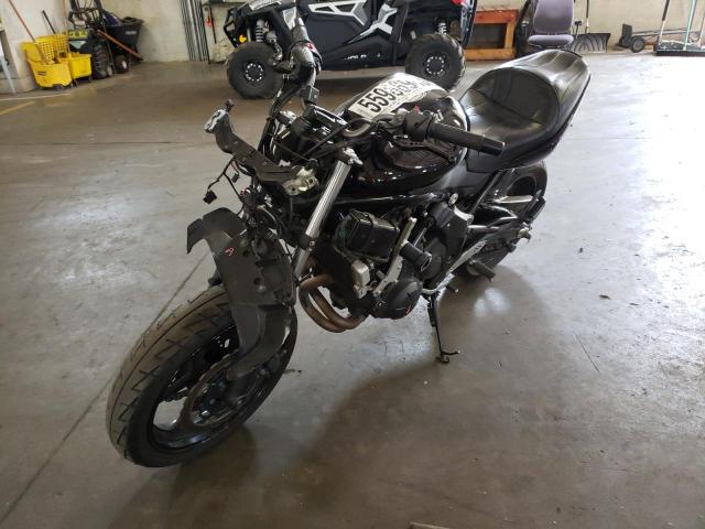 JKAEXEC1XADA48776 - 2010 KAWASAKI EX650 C 黑色 照片 2