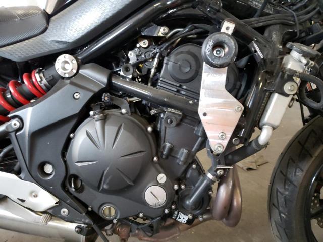 JKAEXEC1XADA48776 - 2010 KAWASAKI EX650 C 黑色 照片 7