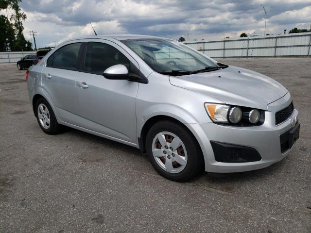 1G1JA5SH6E4106530 - 2014 CHEVROLET SONIC LS SILVER photo 4