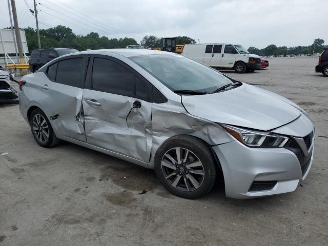 3N1CN8EV3LL854718 - 2020 NISSAN VERSA SV SILVER photo 4