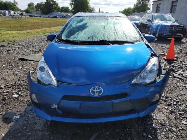 JTDKDTB31E1574615 - 2014 TOYOTA PRIUS C BLUE photo 5