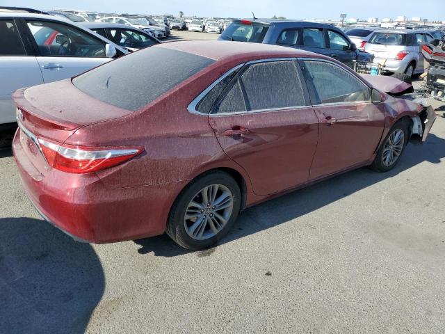 4T1BF1FK2FU929982 - 2015 TOYOTA CAMRY LE RED photo 3