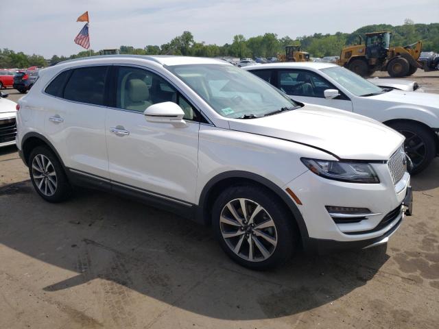5LMCJ3D93KUL14993 - 2019 LINCOLN MKC RESERVE WHITE photo 4