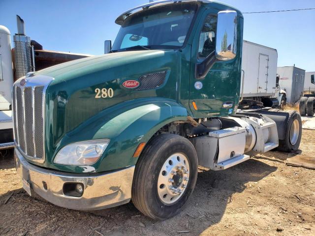 1XPBAP8X9JD493377 - 2018 PETERBILT 579 GREEN photo 2