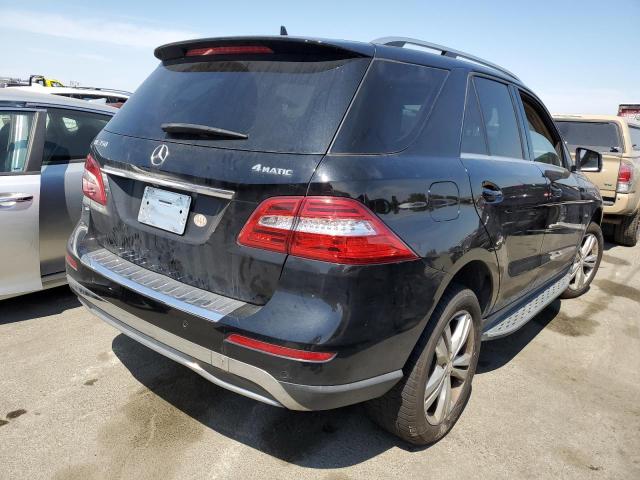 4JGDA5HBXCA007937 - 2012 MERCEDES-BENZ ML 350 4MATIC BLACK photo 3