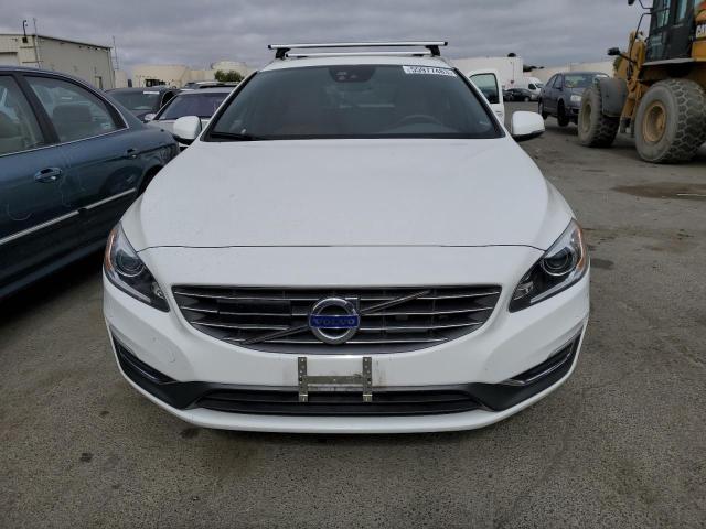 YV1612SM1F1253246 - 2015 VOLVO V60 PLATINUM WHITE photo 5