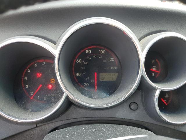 2T1KR32E44C177672 - 2004 TOYOTA COROLLA MA XR SILVER photo 9