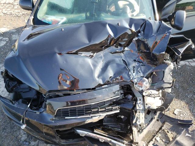1G1JA6SG0F4102648 - 2015 CHEVROLET SONIC LS შავი ფოტო 11