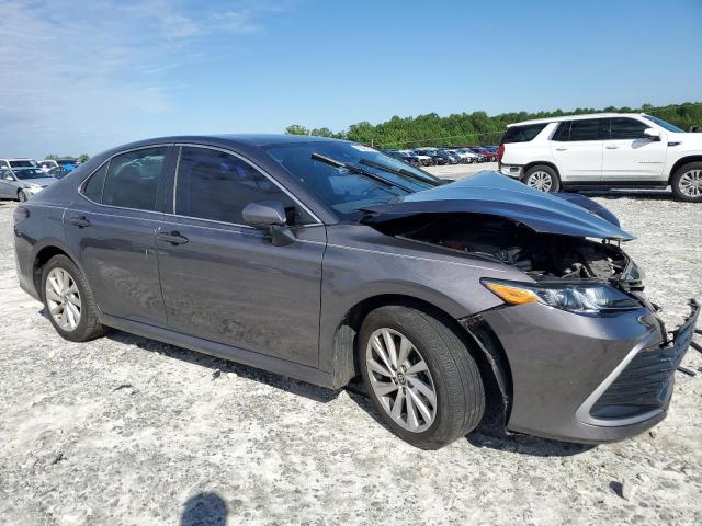 4T1C11AKXMU601796 - 2021 TOYOTA CAMRY LE GRAY photo 4