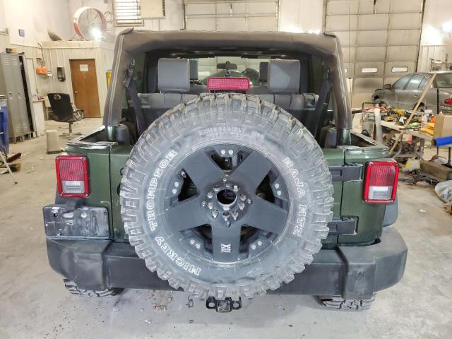 1J4GA59147L219695 - 2007 JEEP WRANGLER SAHARA GRAY photo 6