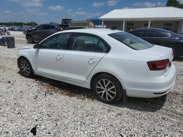 3VWDB7AJ8HM266528 - 2017 VOLKSWAGEN JETTA SE WHITE photo 2