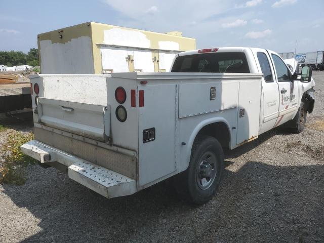 1GBHK89K59E135611 - 2009 CHEVROLET SILVERADO K3500 LT WHITE photo 4