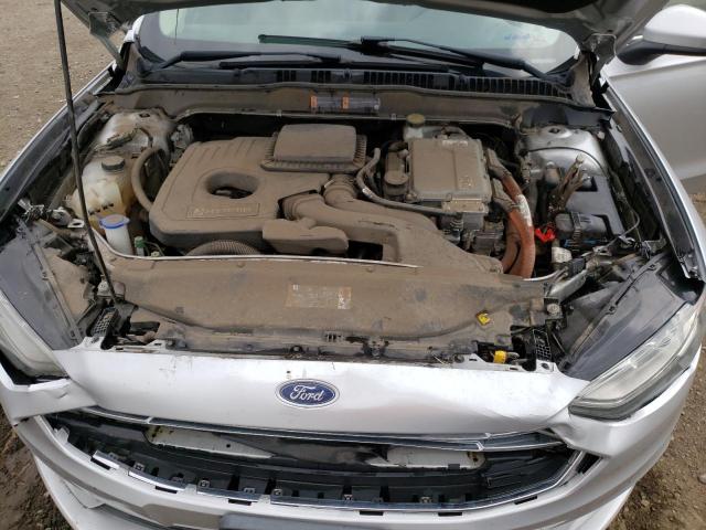 3FA6P0LU4HR123533 - 2017 FORD FUSION SE HYBRID SILVER photo 11