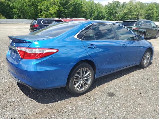 4T1BF1FK3HU690185 - 2017 TOYOTA CAMRY LE BLUE photo 3