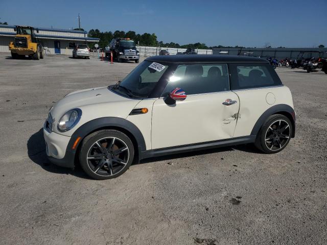 2013 MINI COOPER, 