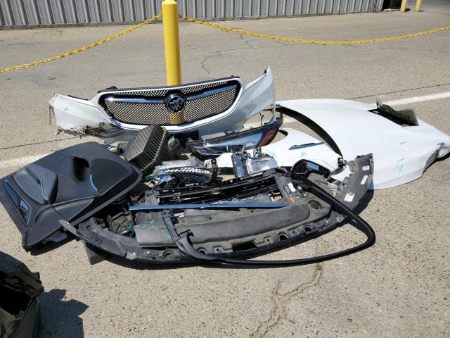 5GAERBKW3MJ257003 - 2021 BUICK ENCLAVE ESSENCE 白色 照片 13