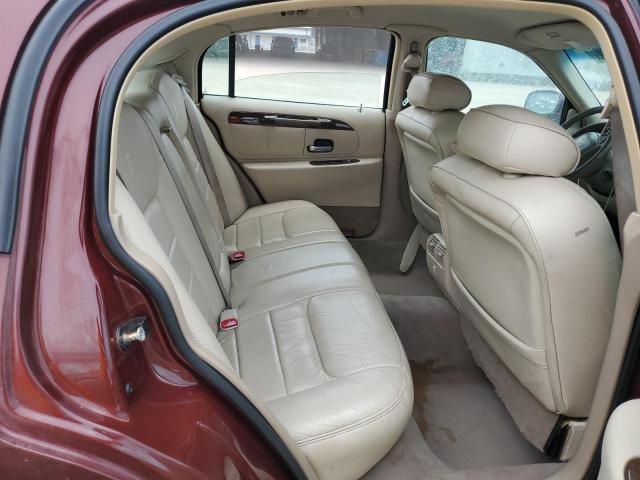 1LNHM81W3YY770033 - 2000 LINCOLN TOWN CAR EXECUTIVE BURGUNDY photo 10