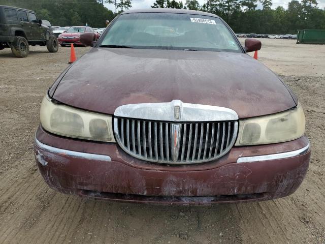 1LNHM81W3YY770033 - 2000 LINCOLN TOWN CAR EXECUTIVE BURGUNDY photo 5