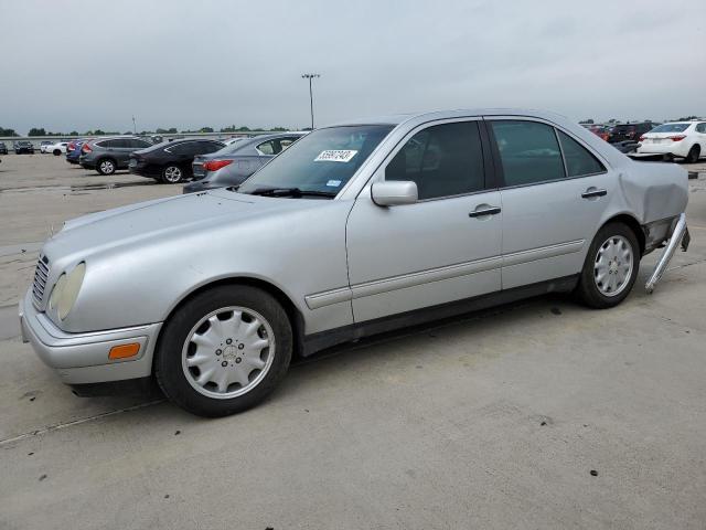 WDBJF55F4VJ031345 - 1997 MERCEDES-BENZ E 320 SILVER photo 1