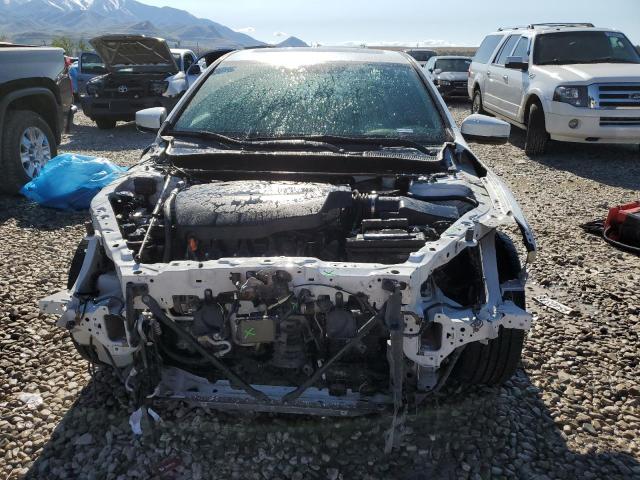 19UUB3F69JA005199 - 2018 ACURA TLX TECH+A Белый фото 5