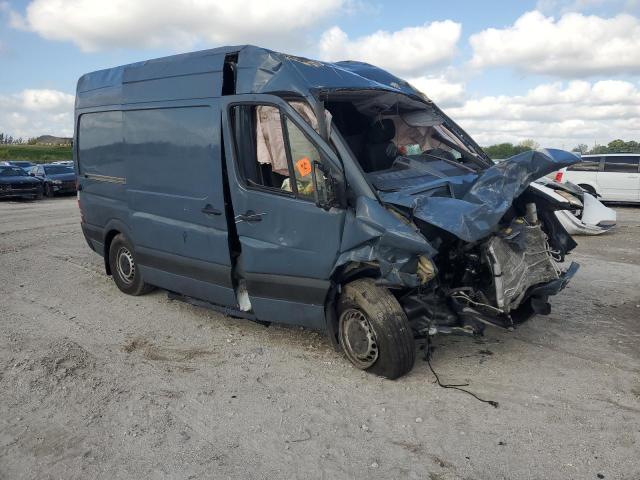 WD3PE7CD9JP644090 - 2018 MERCEDES-BENZ SPRINTER 2500 Blau Foto 4