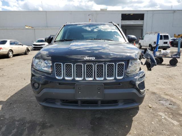 1C4NJDEB8GD731086 - 2016 JEEP COMPASS LATITUDE BLACK photo 5