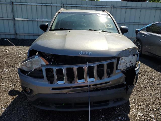 1C4NJDEB2DD236197 - 2013 JEEP COMPASS LATITUDE GRAY photo 5