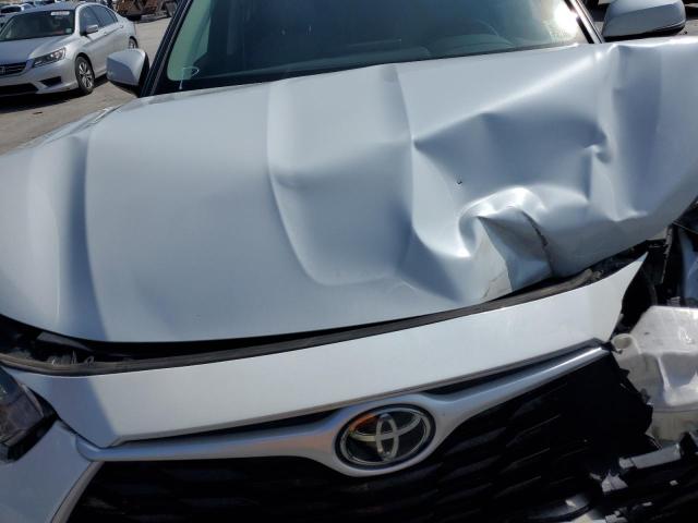5TDGZRAH0NS091479 - 2022 TOYOTA HIGHLANDER XLE WHITE photo 12