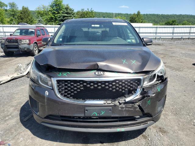 KNDMB5C10F6073212 - 2015 KIA SEDONA LX GRAY photo 5