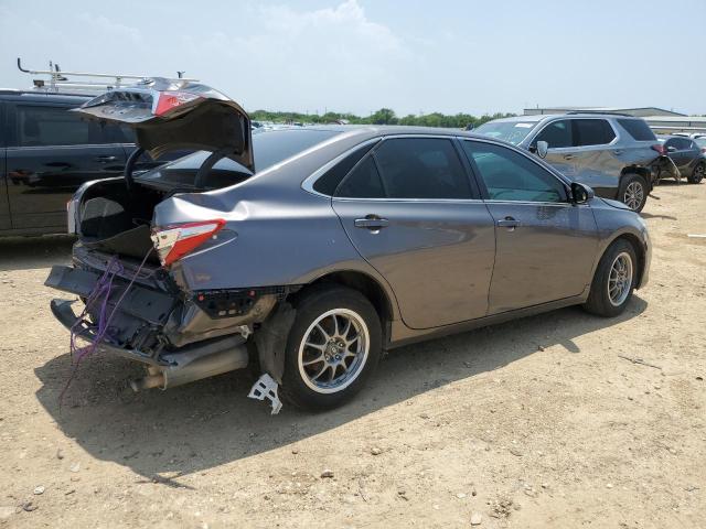 4T1BF1FK6HU389023 - 2017 TOYOTA CAMRY LE GRAY photo 3