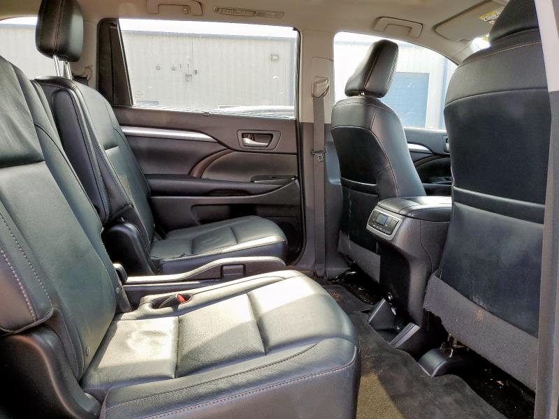 5TDKKRFH5GS500389 - 2016 TOYOTA HIGHLANDER XLE SILVER photo 11