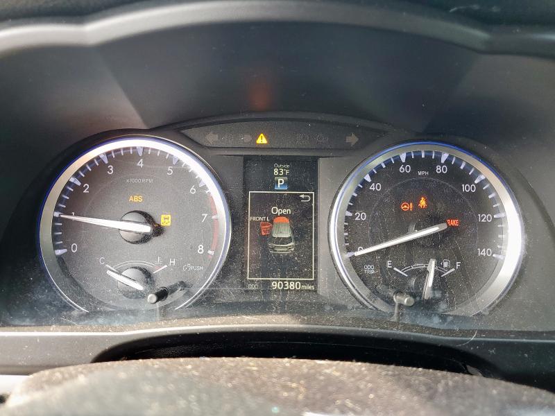 5TDKKRFH5GS500389 - 2016 TOYOTA HIGHLANDER XLE SILVER photo 9