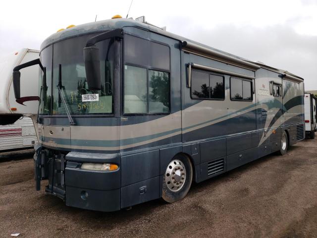 4VZBR24993C043157 - 2003 WINNEBAGO ULTIMNTAGE 4VZ GREEN photo 2