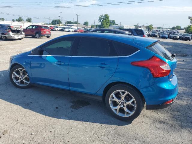 1FAHP3N26CL152707 - 2012 FORD FOCUS TITANIUM BLUE photo 2