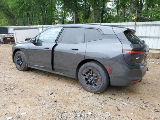 WB523CF00RCN27147 - 2024 BMW IX XDRIVE50 GRAY photo 2