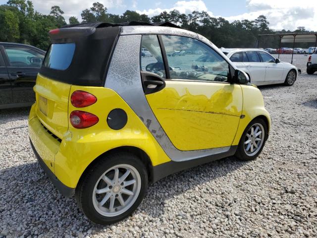 WMEEK31X08K106608 - 2008 SMART FORTWO PUR PASSION YELLOW photo 3